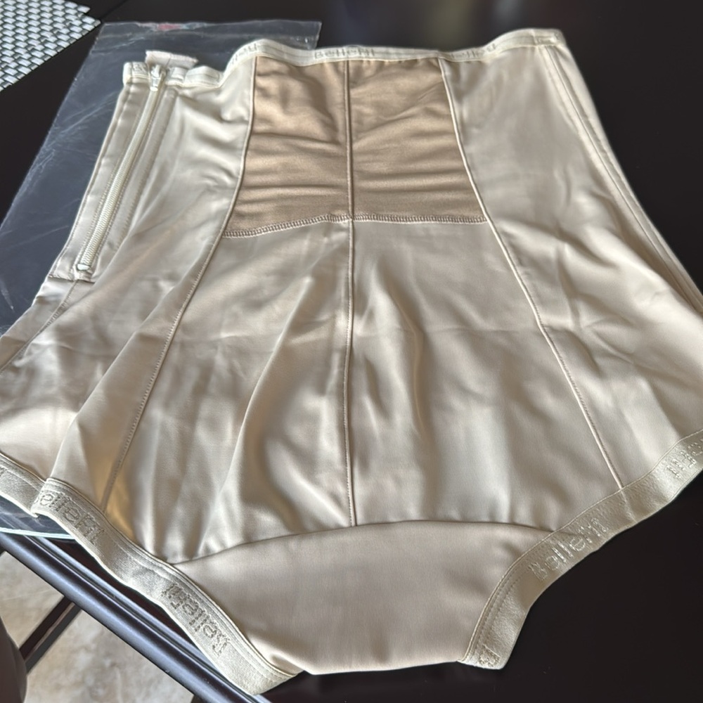 Bellefit Postpartum Dual-Closure Girdle - - Picture 4 of 4